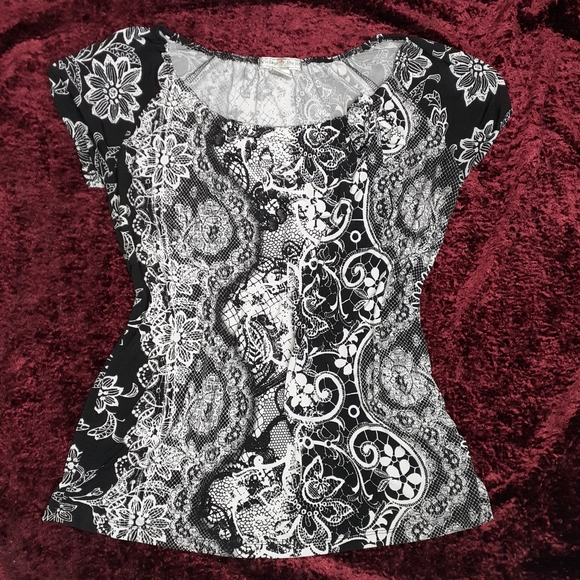 Vintage Suzie Black and and White Blouse - Picture 4 of 11
